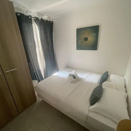 Apartament Proche Tour Eiffel 7 - 4p *